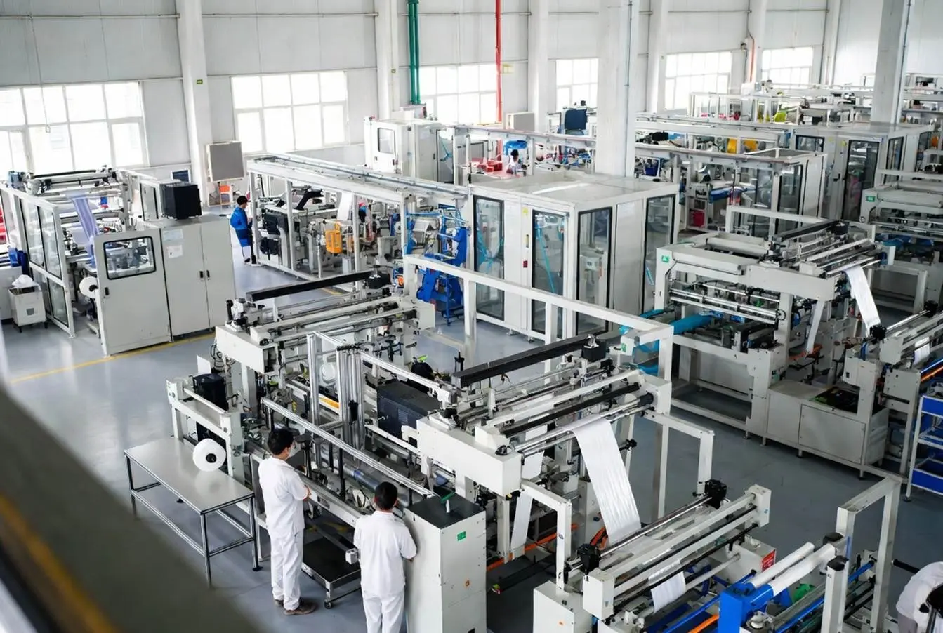 How-to-Choose-a-Reliable-Pouch-Making-Machine-Manufacturer.jpg
